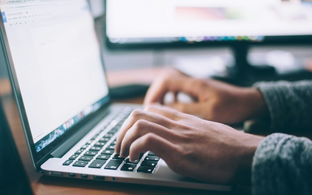Writing PPC ads people actually click.