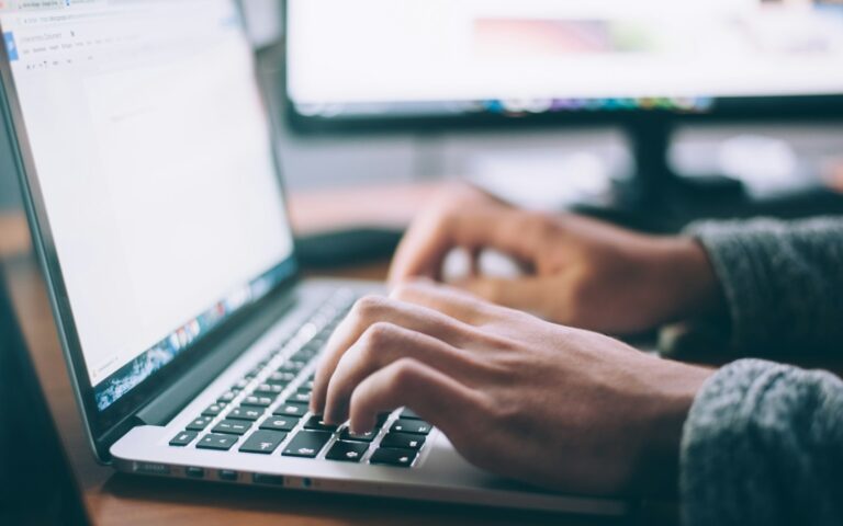 Writing PPC ads people actually click.